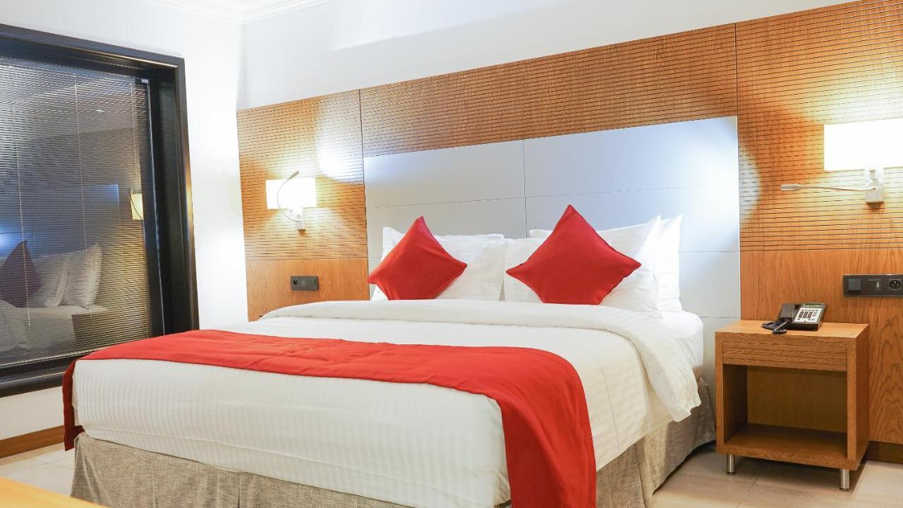 Star Land Hotel Bastos Yaounde Exterior photo