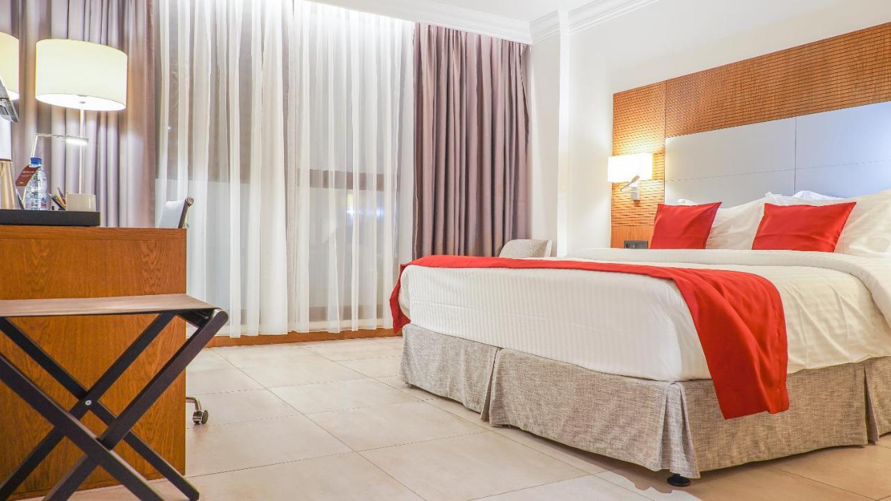 Star Land Hotel Bastos Yaounde Exterior photo