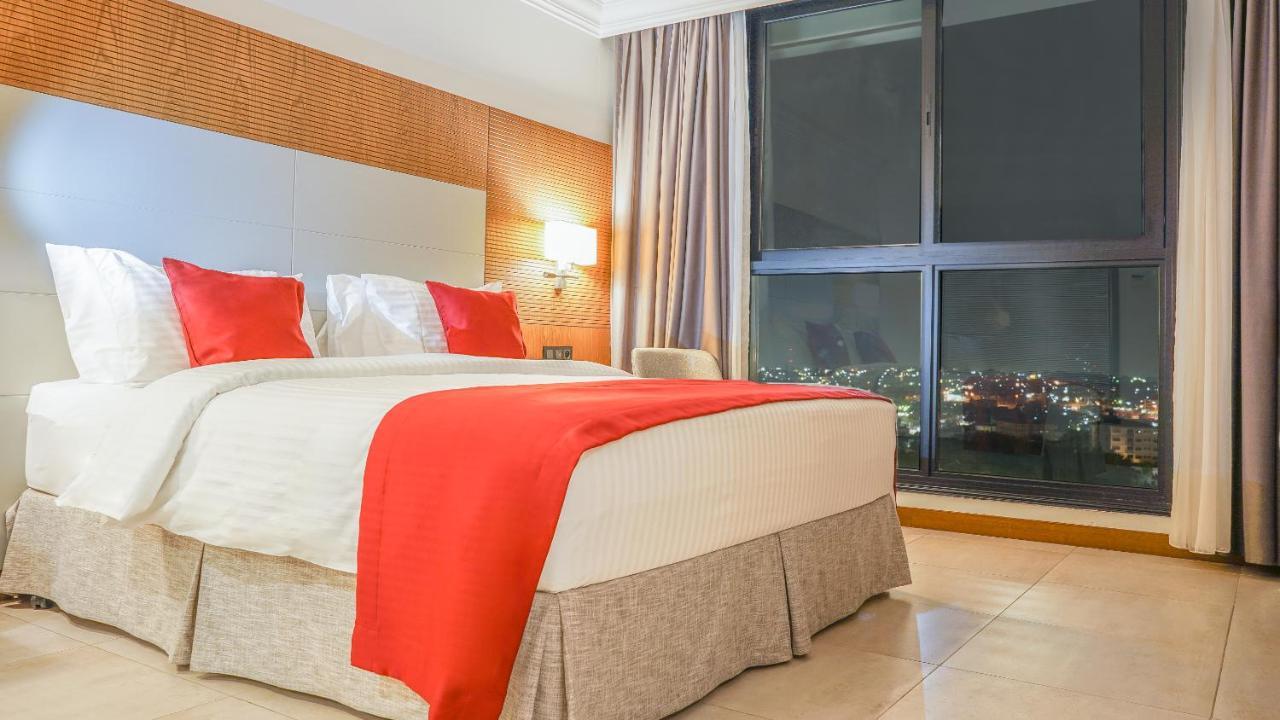 Star Land Hotel Bastos Yaounde Exterior photo